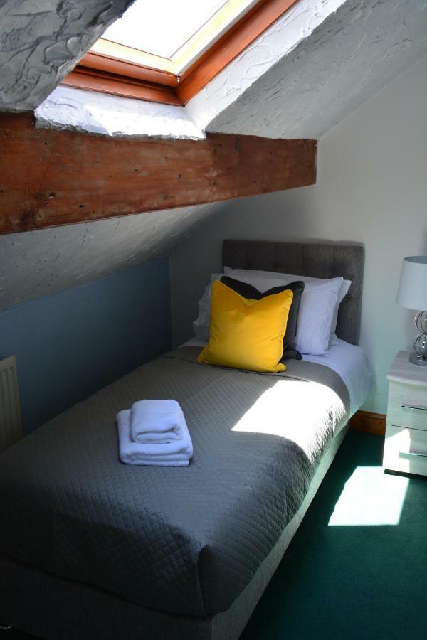 Dream Catcher Cottage Уитби Экстерьер фото